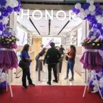 HONOR 600S officially goes on sale nationwide; first-ever Alpha Store opens honor 600s -40kb
